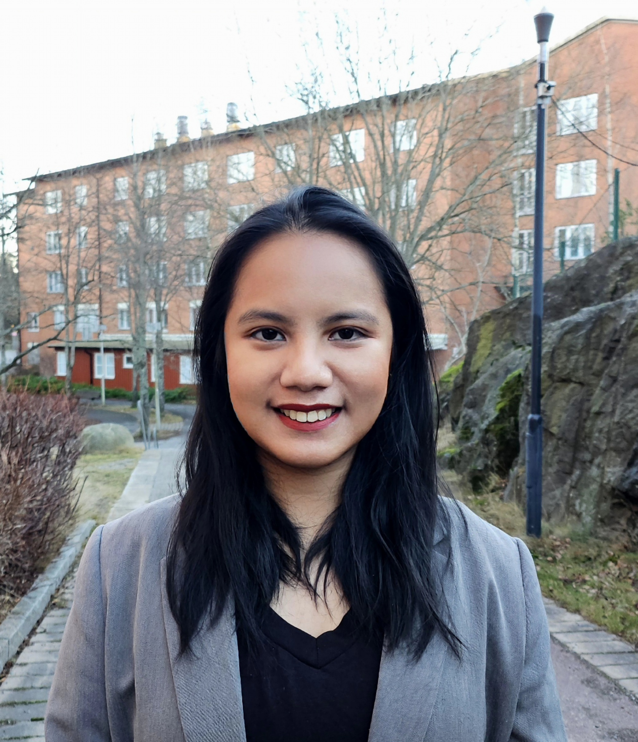 Sumalnap, Inna Nicole