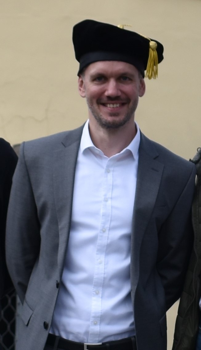 Dr._Alexander_Hasenau