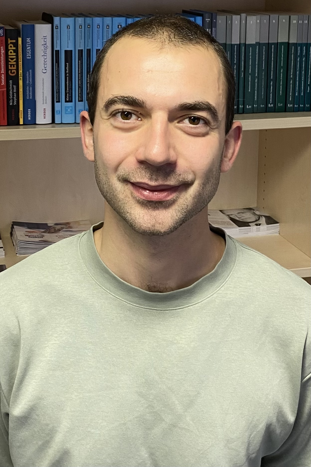 Theo Bolin Simon neu